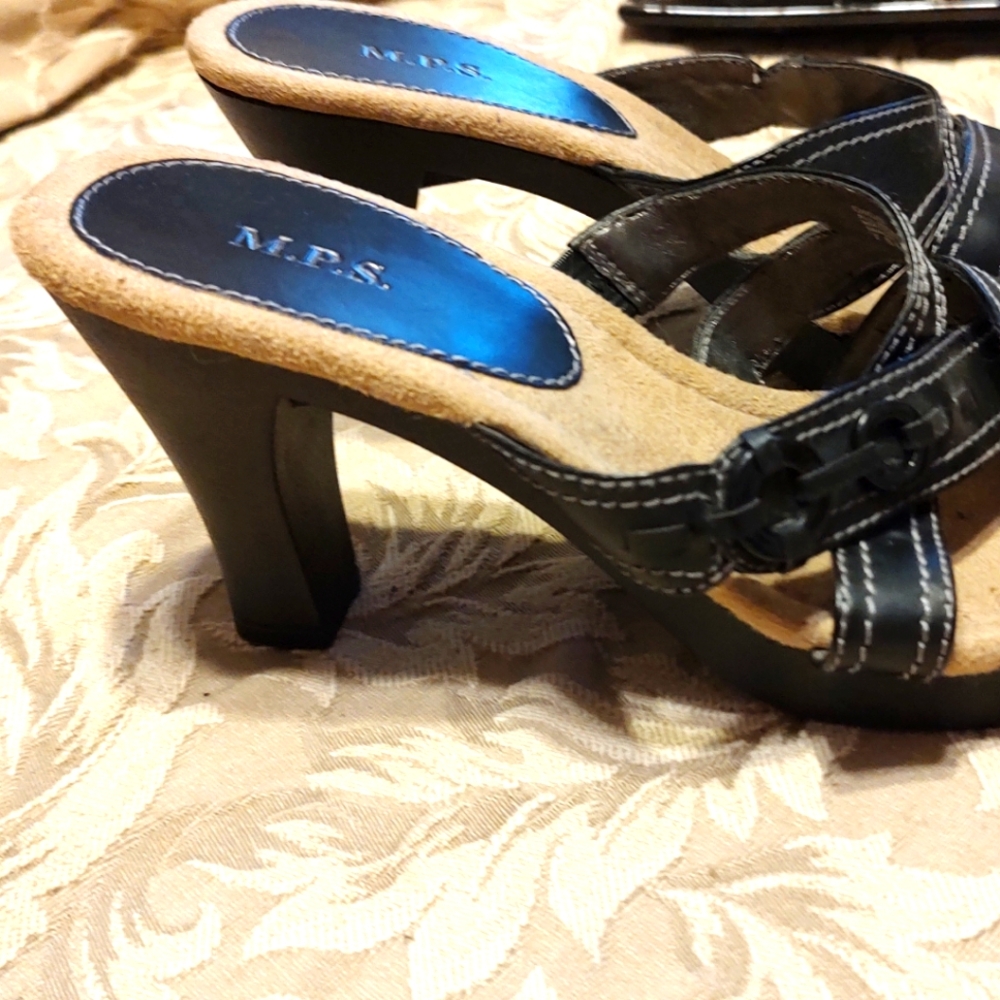 🖤(Reduced) Adorable Vtg Deadstock Black & Tan Strappy Slide Buckle Heels - 7.5M - Picture 14 of 16